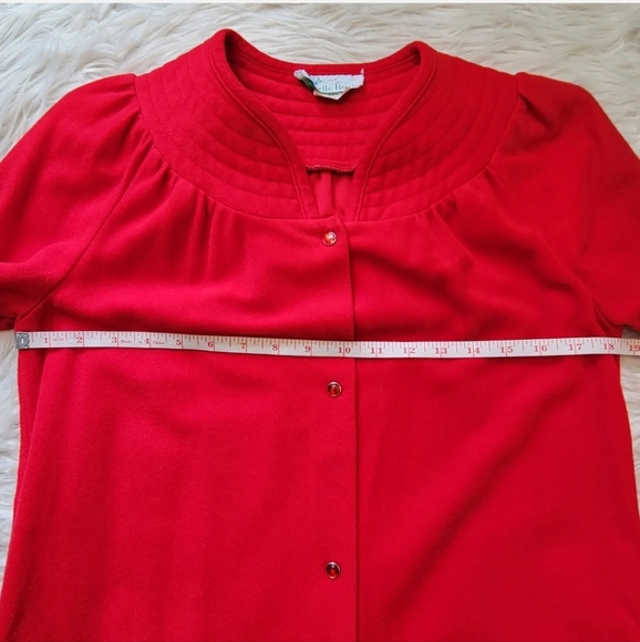 VTG Belle Fleur VELOUR Robe Housecoat Nightgown Size Small Red Snap Buttons. - Picture 7 of 12